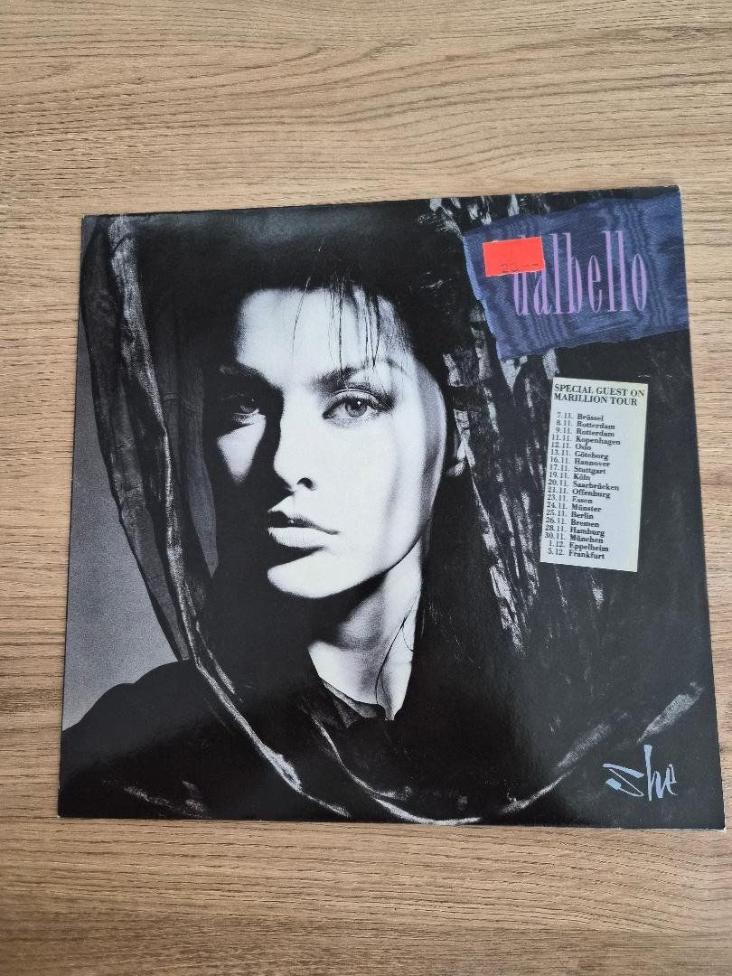 Dischi in vinile: Schallplatte / LP Dabello 'She' 1987 Japan – Usato da Dielsdorf venduto da Haesi0
