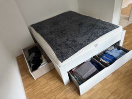 Weiss Bett mit Bettkasten & Matratze, Schnäppchen 