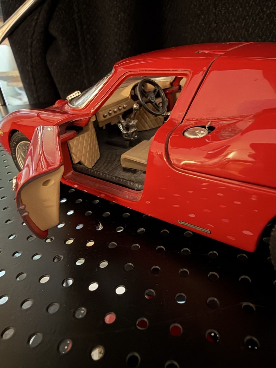 Ferrari Modellini d'auto: Ferrari Modellauto – Nuovo (secondo la descrizione) da Kriens venduto da PhilippeStucki 2
