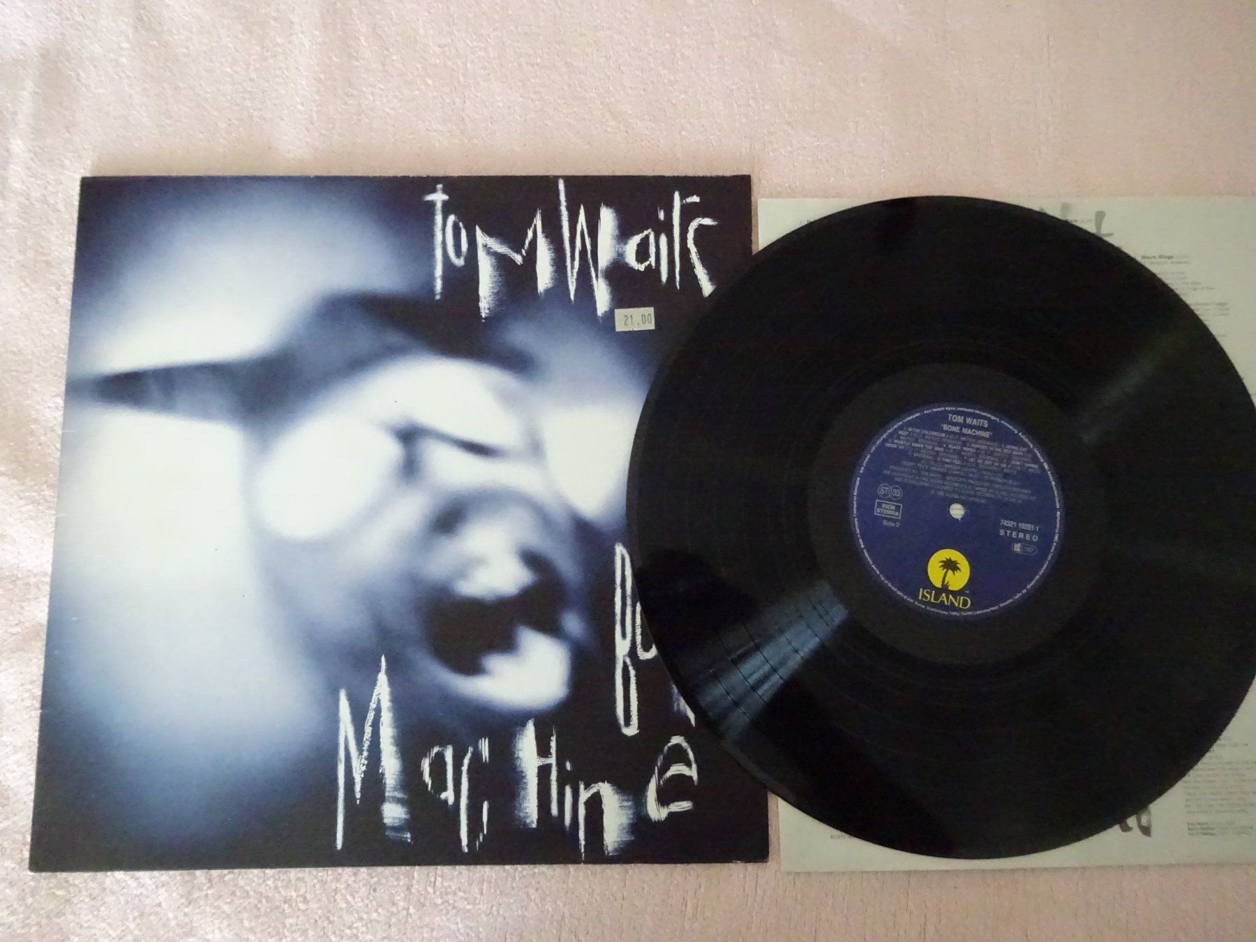 Dischi in vinile: TOM WAITS ** BONE MACHINE ** EXCELLENT – Usato da Luzern venduto da xrayspex99 1