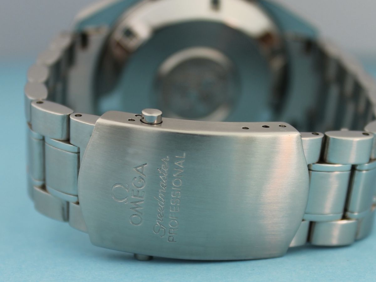 Omega Orologi: Omega Speedmaster Broad Arrow Ref. 3594.50 – Usato da Zürich venduto da tobleratelier 7