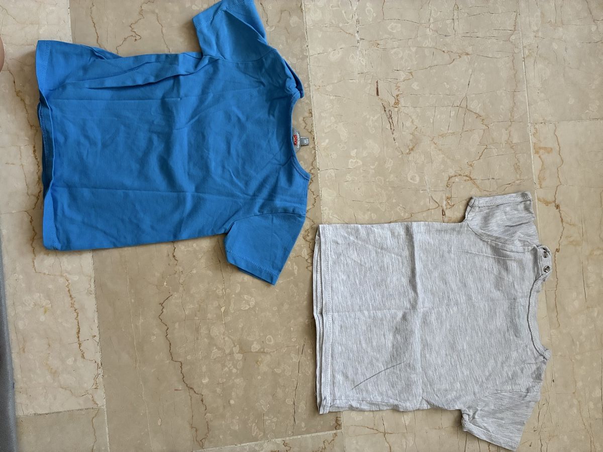 Camicie, T-shirt & Polo: 2 T-Shirts Grösse 80 – Usato da Münchenstein venduto da Pricemaker100 3