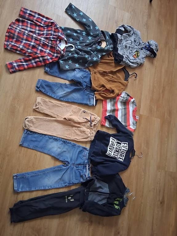 Ensembles coordonnés: Kleiderpaket Gr 92/98 – D'occasion à Heimenhausen par Mapele 1