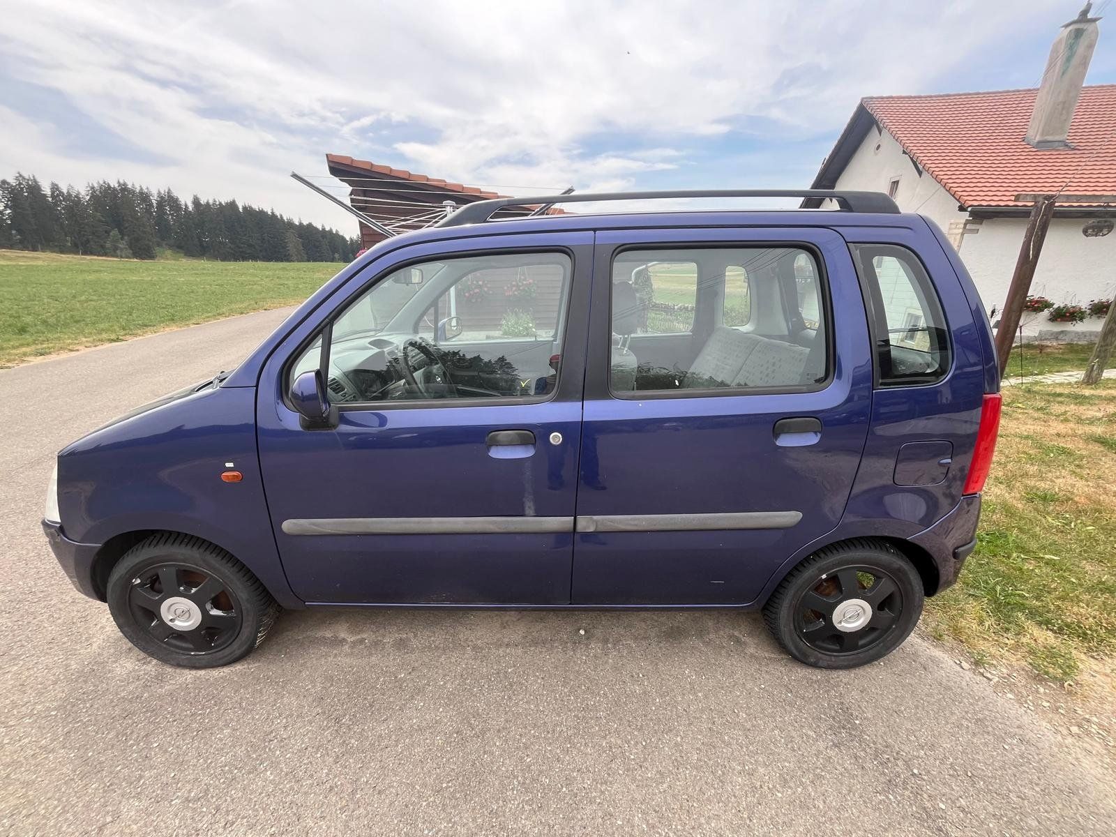 Opel Autos: Opel Agila – D'occasion à le cerneux-veusil par tipy 4