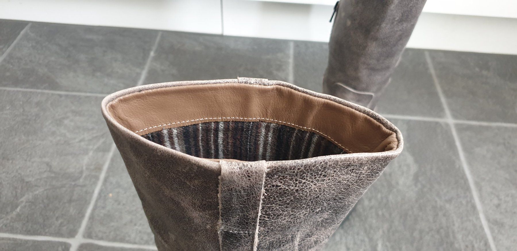 Scarpe da donna: Halbhohe Stiefeletten, Gr. 36 – Usato da Basel venduto da Luzora 5
