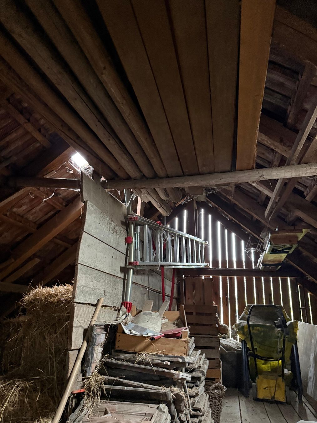Articoli in legno: Holzbalken alt – Usato da Hägendorf venduto da pos_qw9l 1