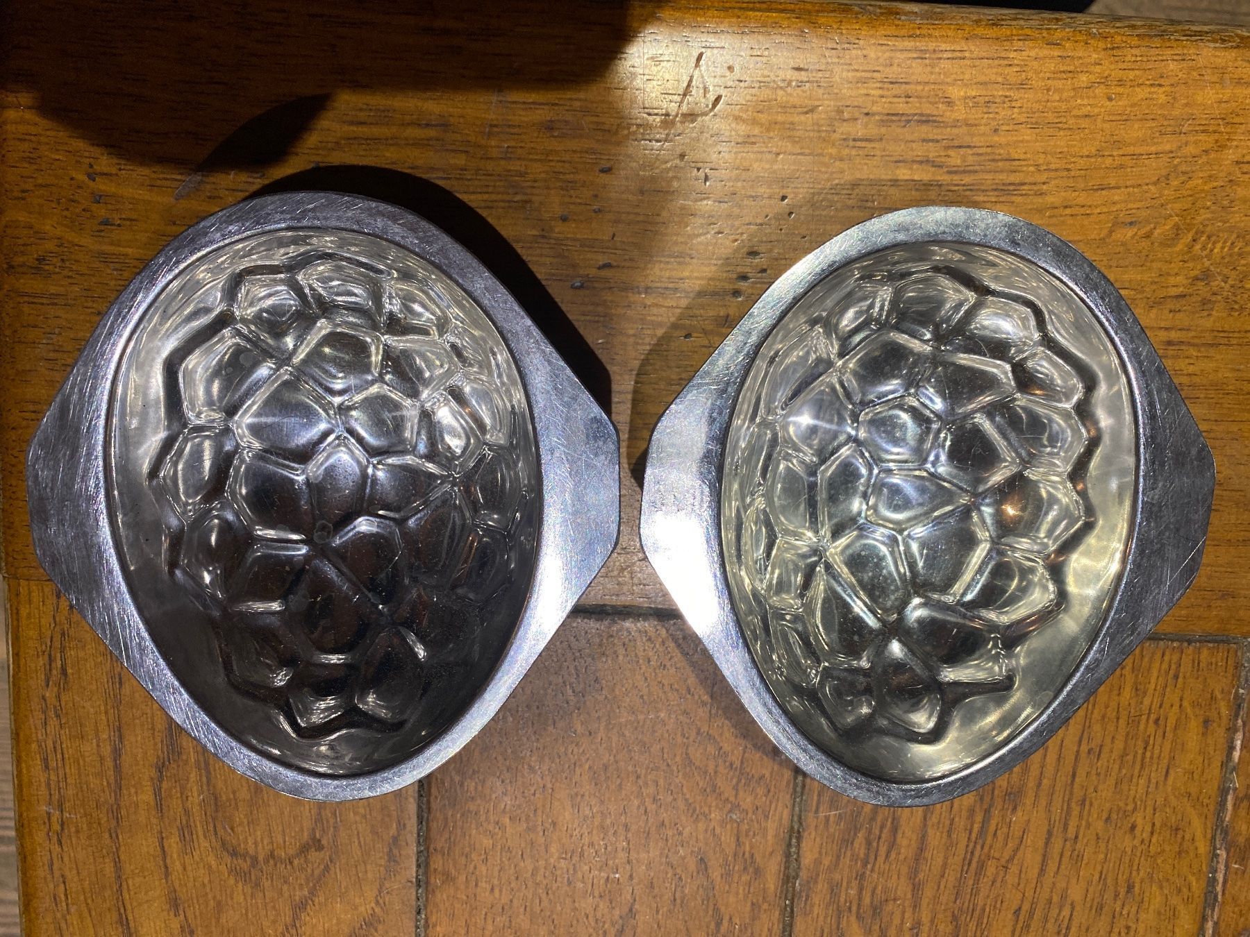 Teglie da forno: Moule chocolat schokoladenform œuf 10cm – Usato da Lajoux JU venduto da Briard0 1