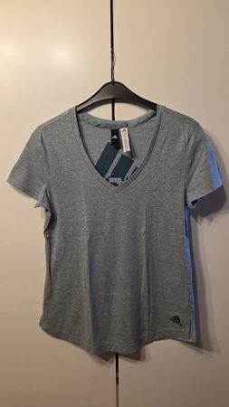 Adidas T-Shirt Damen blau grau Grösse M guter Zustand