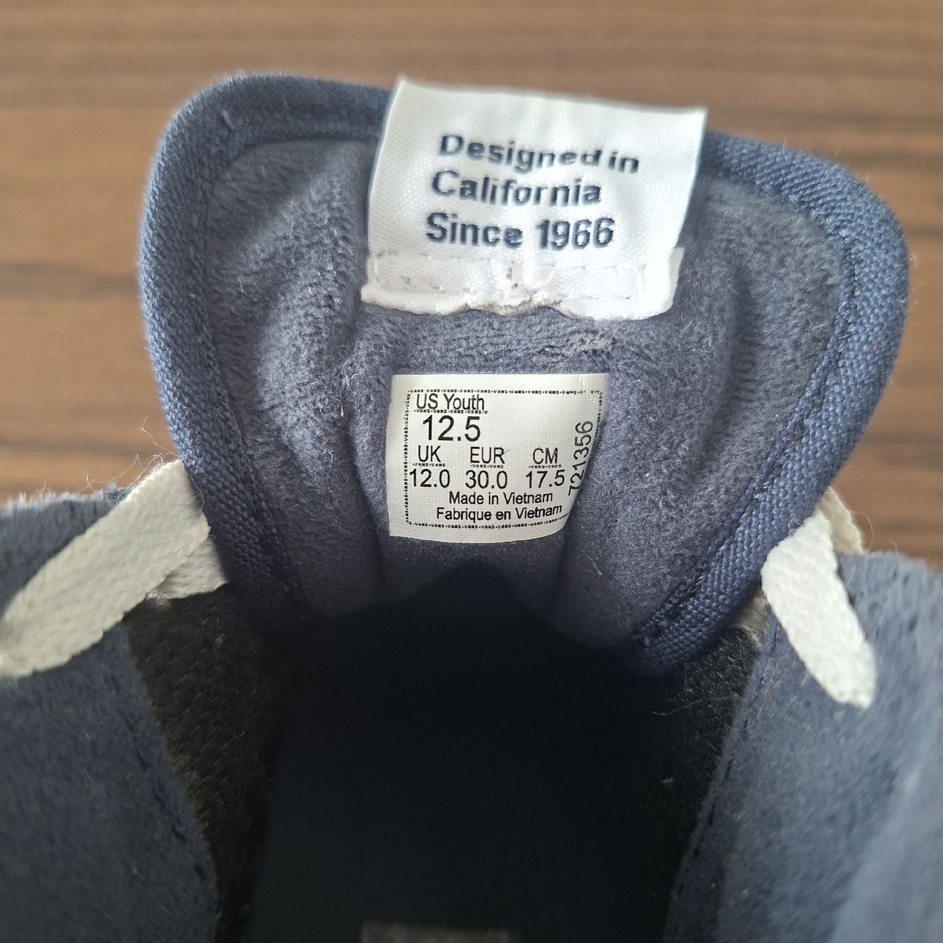 Vans Scarpe per ragazzi: Vans Mid Top Sneaker blau Grösse 30  – Usato da Wünnewil venduto da Schatz81 3