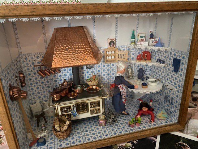 Puppenhäuser & -möbel: Nostalgische Küche mit vielen Miniaturen – Neu (gemäss Beschreibung) aus Winterthur von Naturewoman