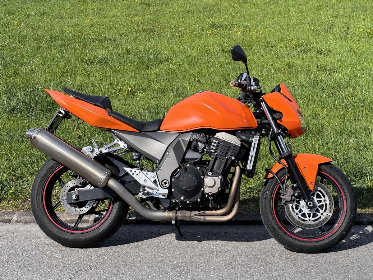 Strasse: Kawasaki Z750 – Gebraucht aus Meggen von