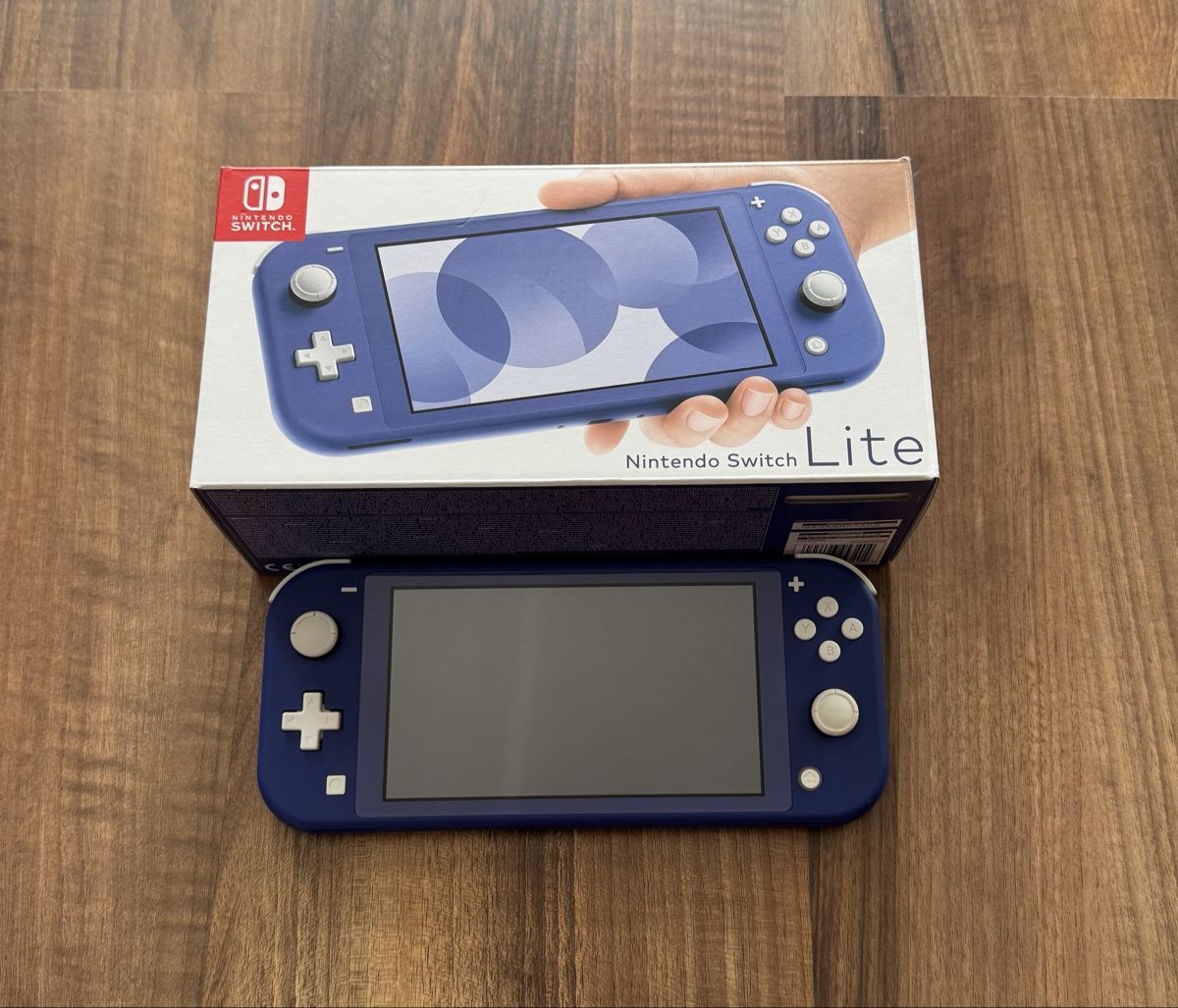 Nintendo Konsolen: Nintendo Switch Lite  – Gebraucht aus Täsch von Toffifee99