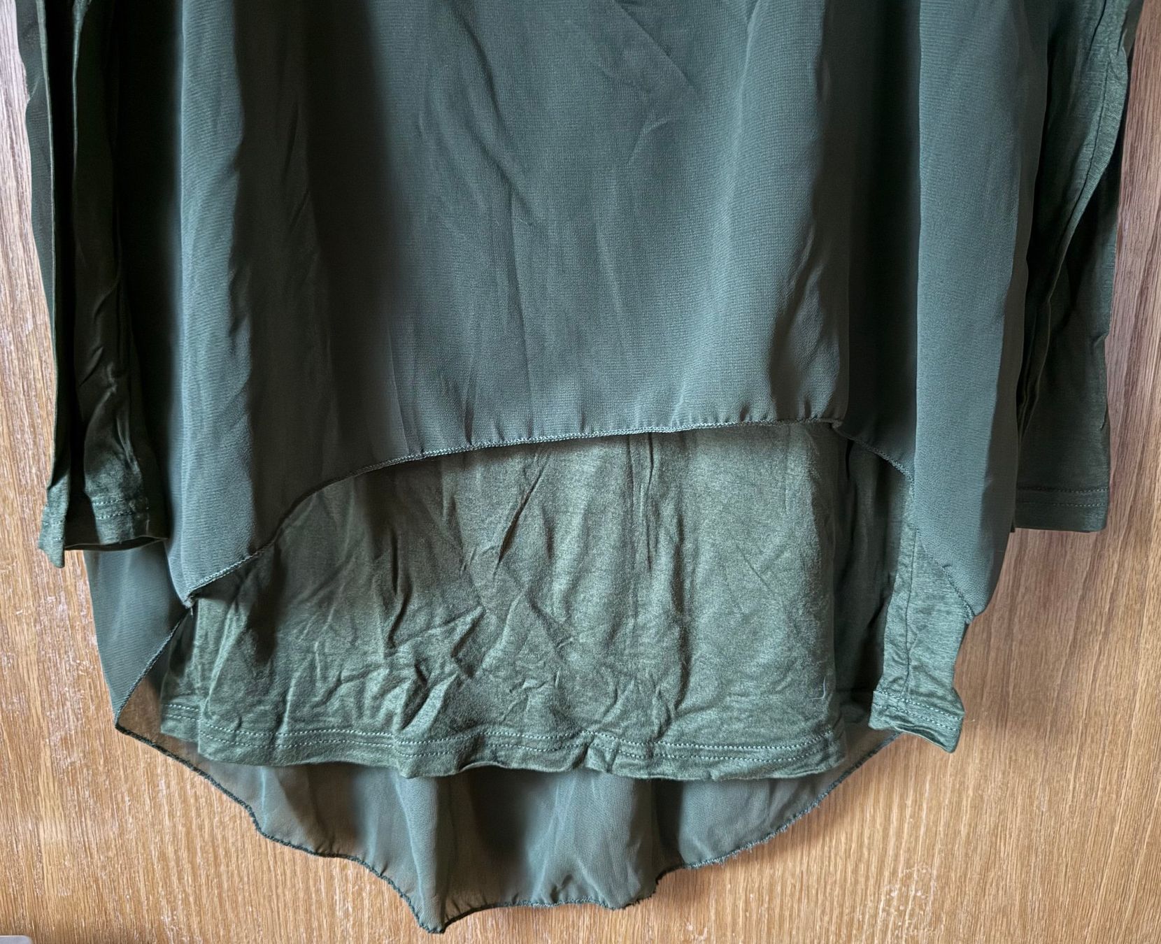 Tuniche: Tunika / Bluse oliv von kays – Usato da Zäziwil venduto da kreative-ideen 2