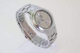 Damen Uhr   *Läuft, Garantie*