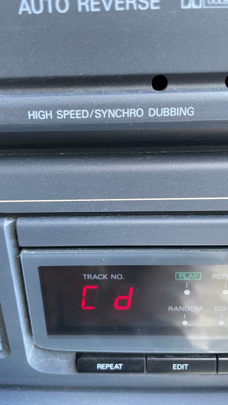 Sanyo Lettore multimediale & Streamer: Sanyo Stereo Anlage DC-X900 – Difettoso da Glattfelden venduto da cybermaxx 9