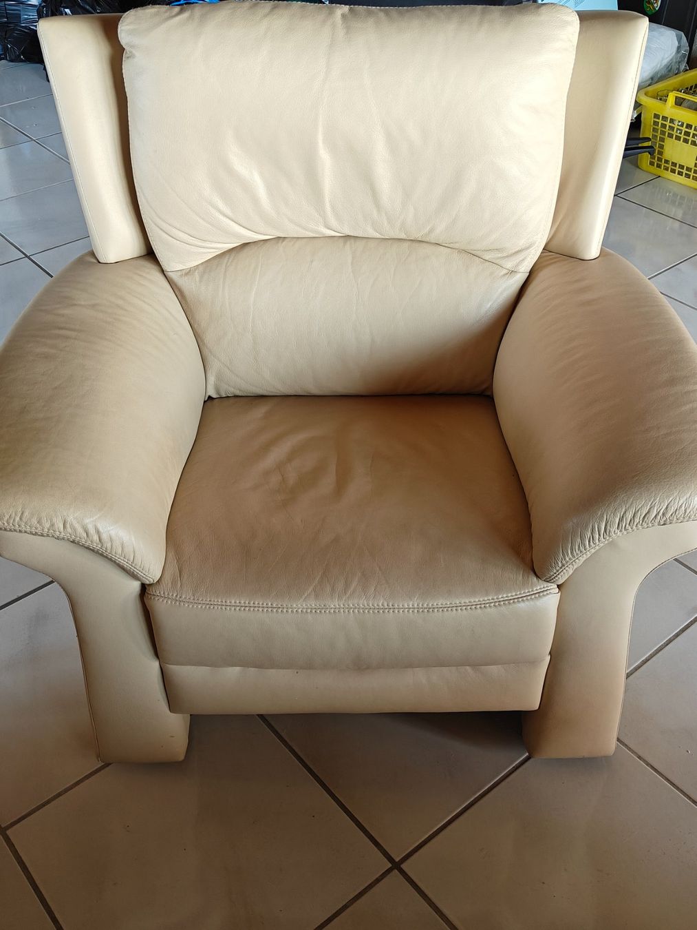 Divani: Polstergarnitur Leder - 3-Sitzer Sofa mit 2 Sesseln – Usato da Birr venduto da DisDas 2