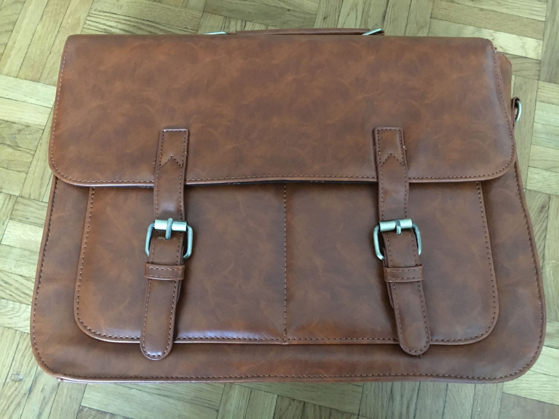 Koffer & Taschen: Mallette couleure marron – Neu (gemäss Beschreibung) aus Clarens von Surcouf91