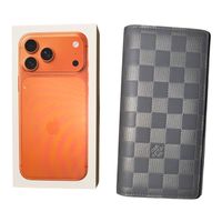 iPhone 17 pro max cosmic orange 256GB et lots de vetements