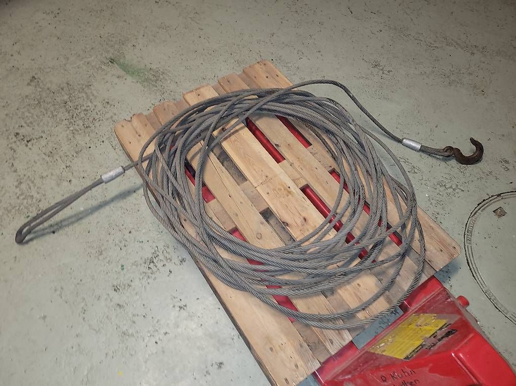 Cavi: 38m Stahlseil 15mmØ – Usato da Stetten AG venduto da 710er.Deckel