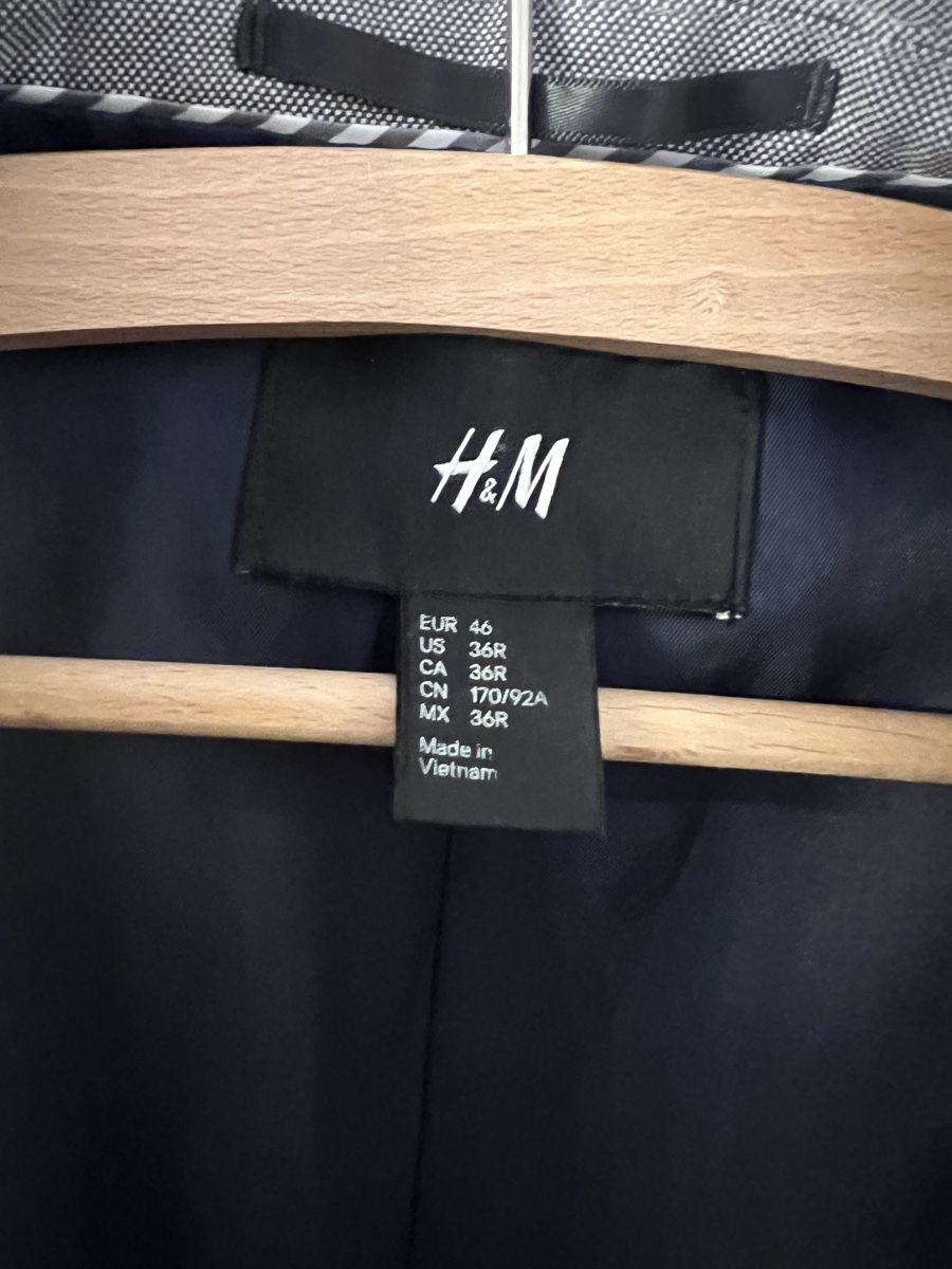 H&M Camicie: Männerhemd mit Punkten, neu Gr. M – Nuovo (secondo la descrizione) da Zürich venduto da ViolettRosenRot 5