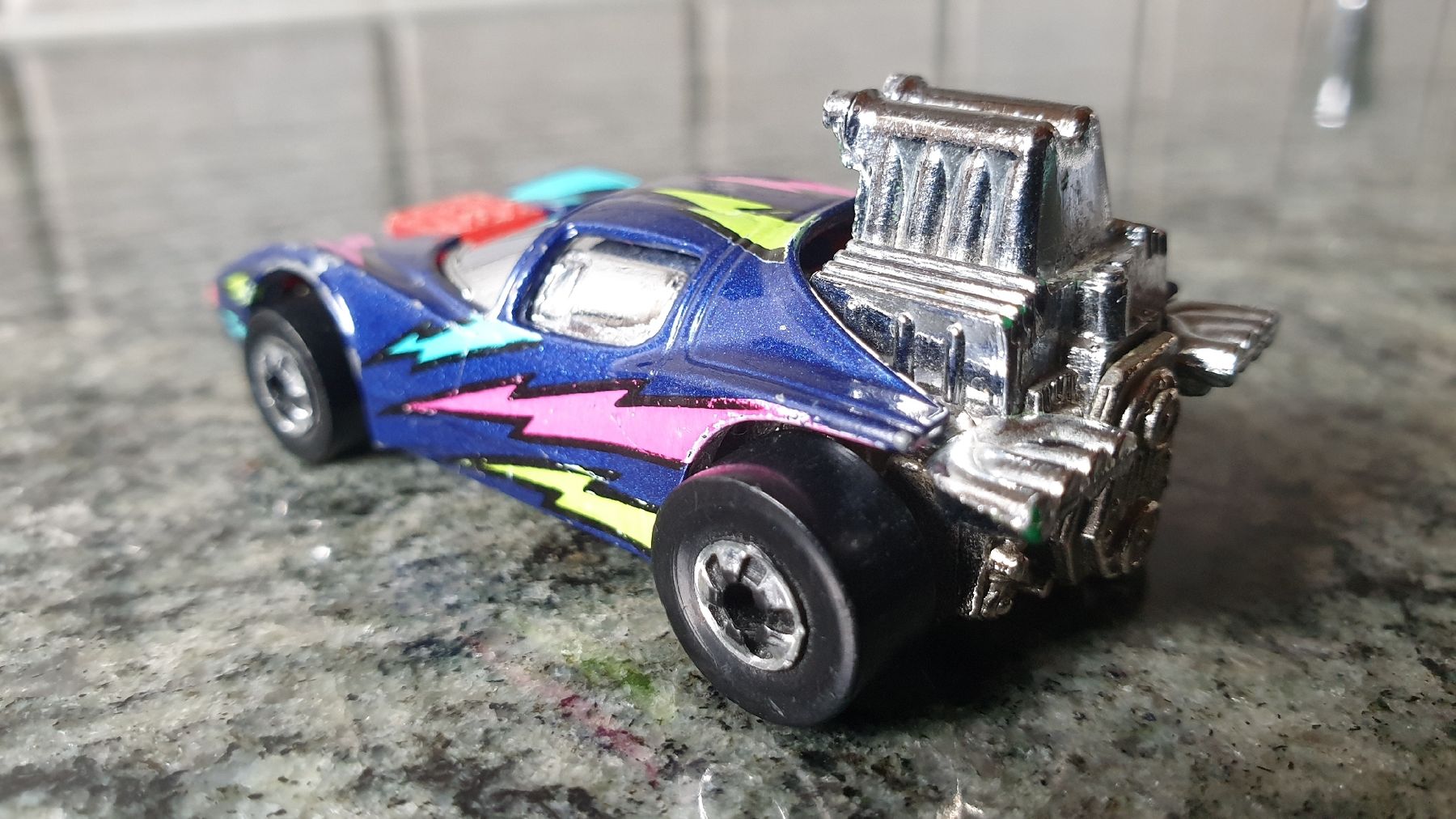 Hot Wheels Modellini d'auto: HOT WHEELS - FLAME RUNNER 1983 – Usato da Wengi b. Büren venduto da Ot1000 1
