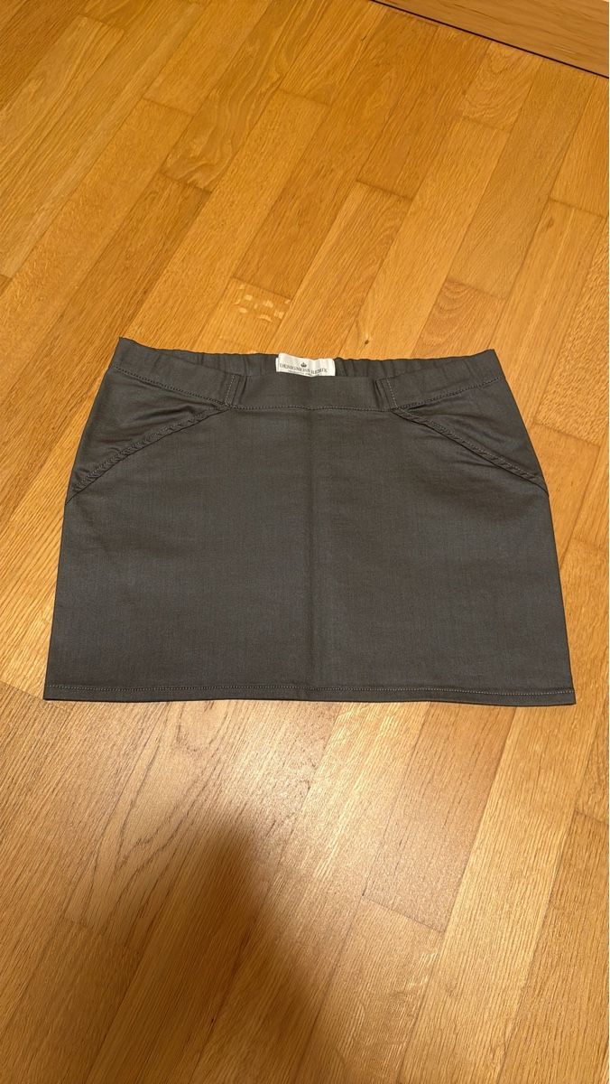 Gonne: Designer's Remix Mini, grau, Grösse 38 – Nuovo (secondo la descrizione) da Meggen venduto da BertaundAnton