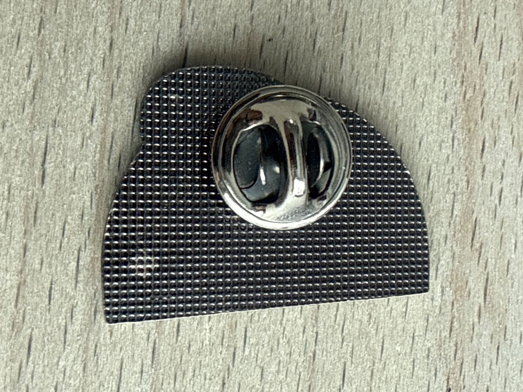 Plaquettes & Badges: Pin KIES AG – D'occasion à Glattbrugg par Schweigmatt 1