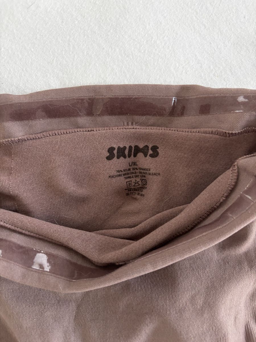 Skims Sonstige Unterwäsche: Skims Shape Hose L – Neu (gemäss Beschreibung) aus Rickenbach LU von mic_y5rd