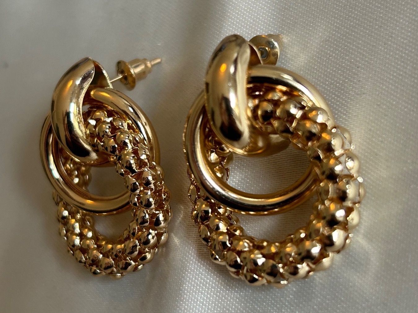 Orecchini pendenti & Orecchini a lobo: Goldene Statement Ohrringe aus Edelstahl – Nuovo e nell'imballaggio originale da Bern venduto da FreitagsSachen22 3
