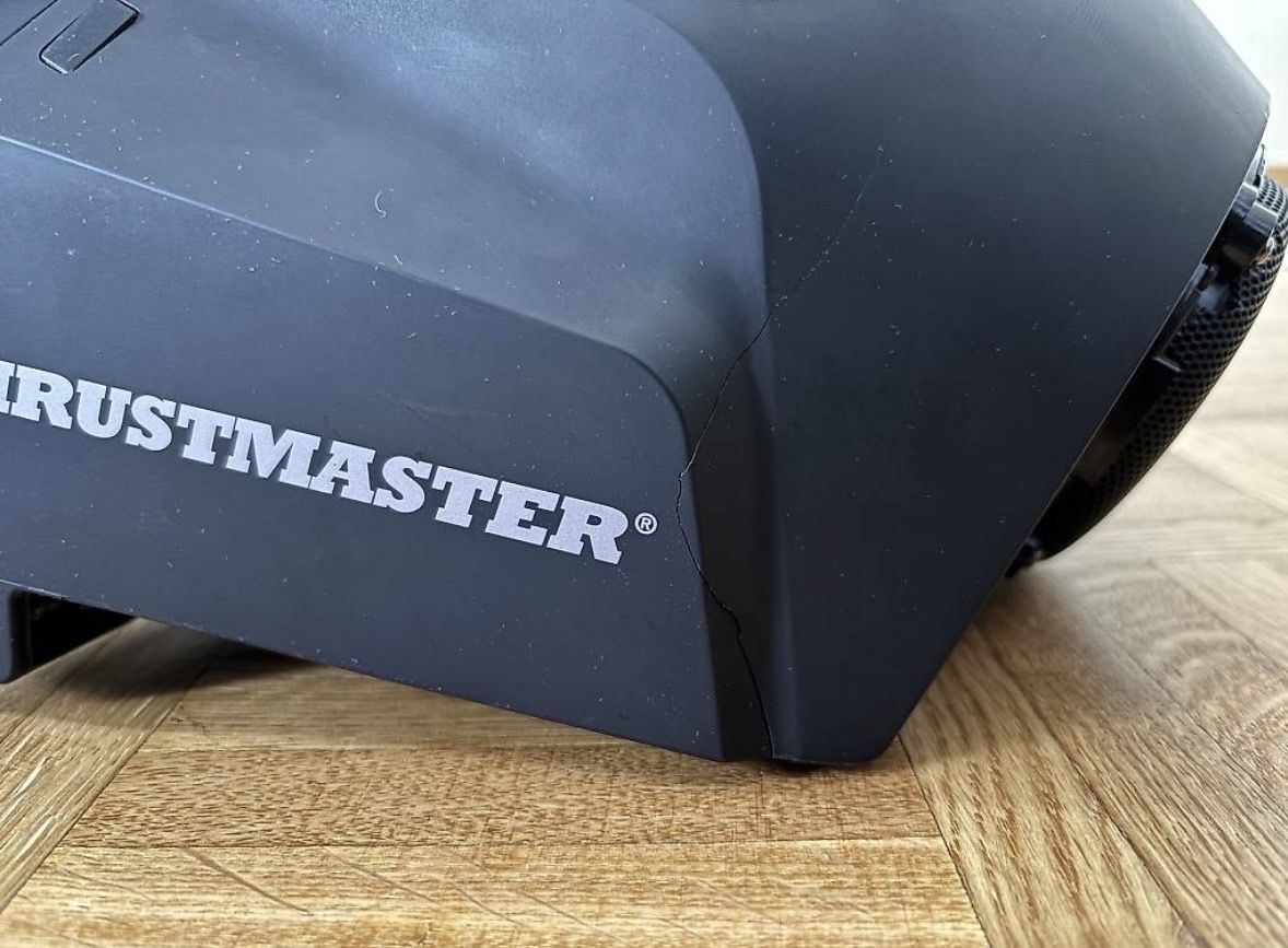 Thrustmaster Manettes: Thrustmaster T-GT2 Gran Turismo simulateur – D'occasion à Lausanne par Ale981 3