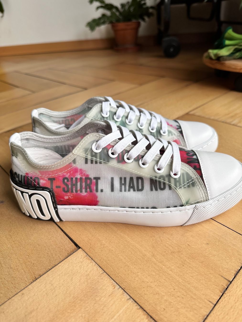 Moschino Scarpe da donna: Original Moschino Transparent Effect Sneaker Neu Gr. 38 – Nuovo e nell'imballaggio originale da Zürich venduto da kay_w266 4