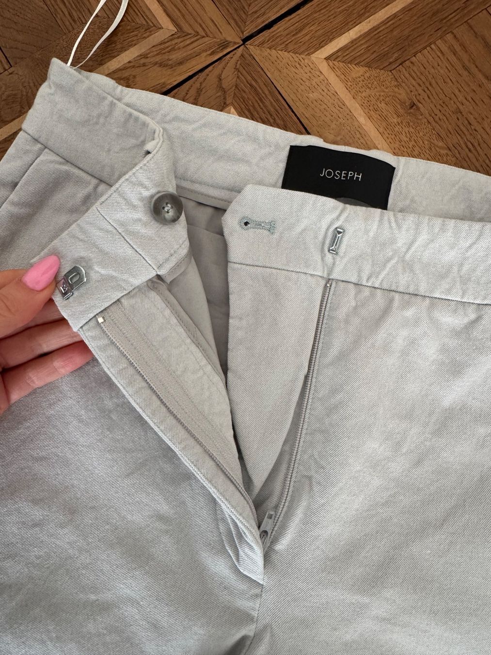 Pantaloni: Damen JOSEPH Hose in hellblau/greige – Usato da Meilen venduto da Emma_321 1