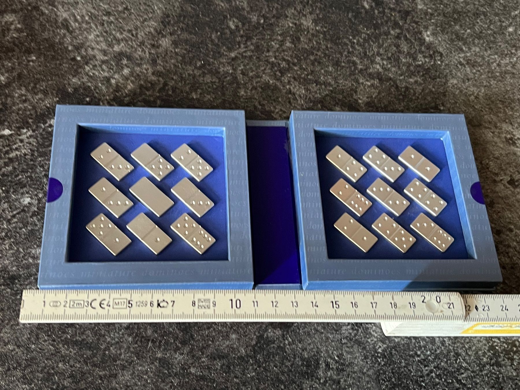 Giochi: Dominos sacchi aus Metal – Usato da Deitingen venduto da Himhip 2
