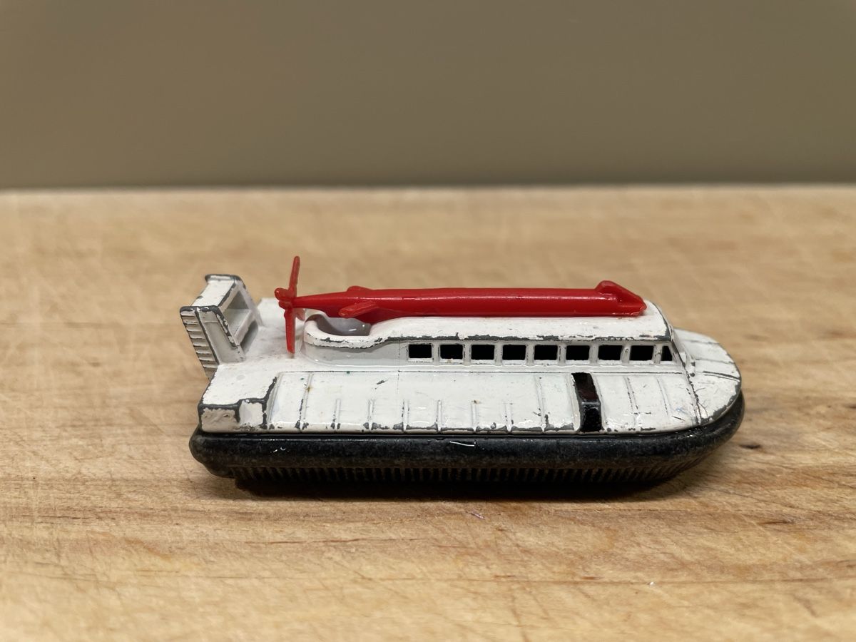 Matchbox Modellini d'auto: Matchbox Hoovercraft Luftkissenboot – Usato da Frauenfeld venduto da Challenger77 2