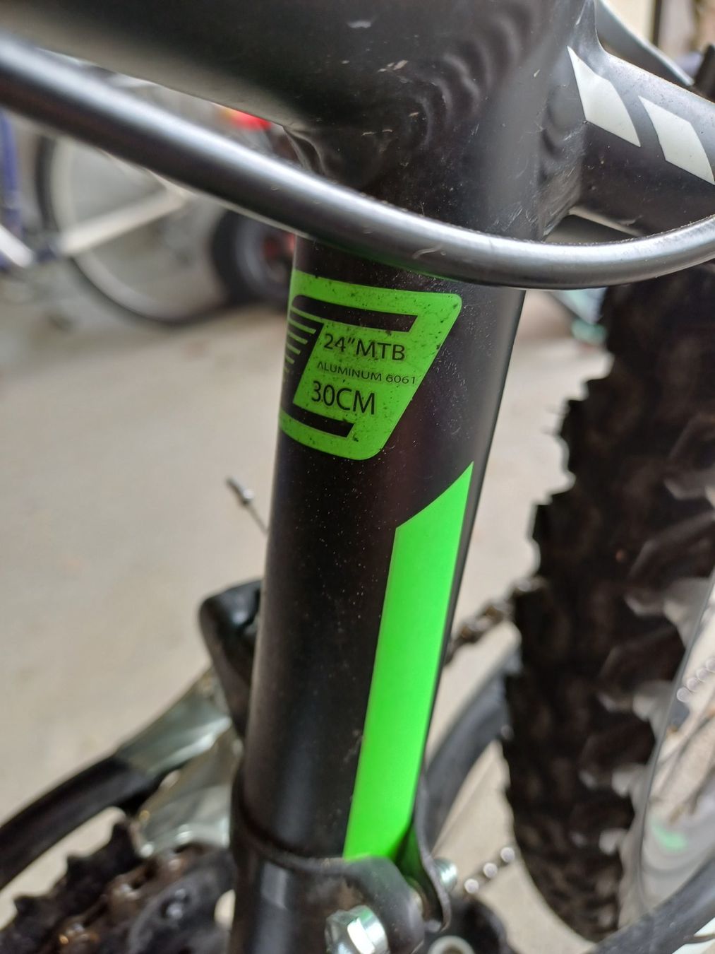 Biciclette: Fahrrad Kinder 24'', vélo enfant 24" – Usato da Giffers venduto da stephaniew03 4