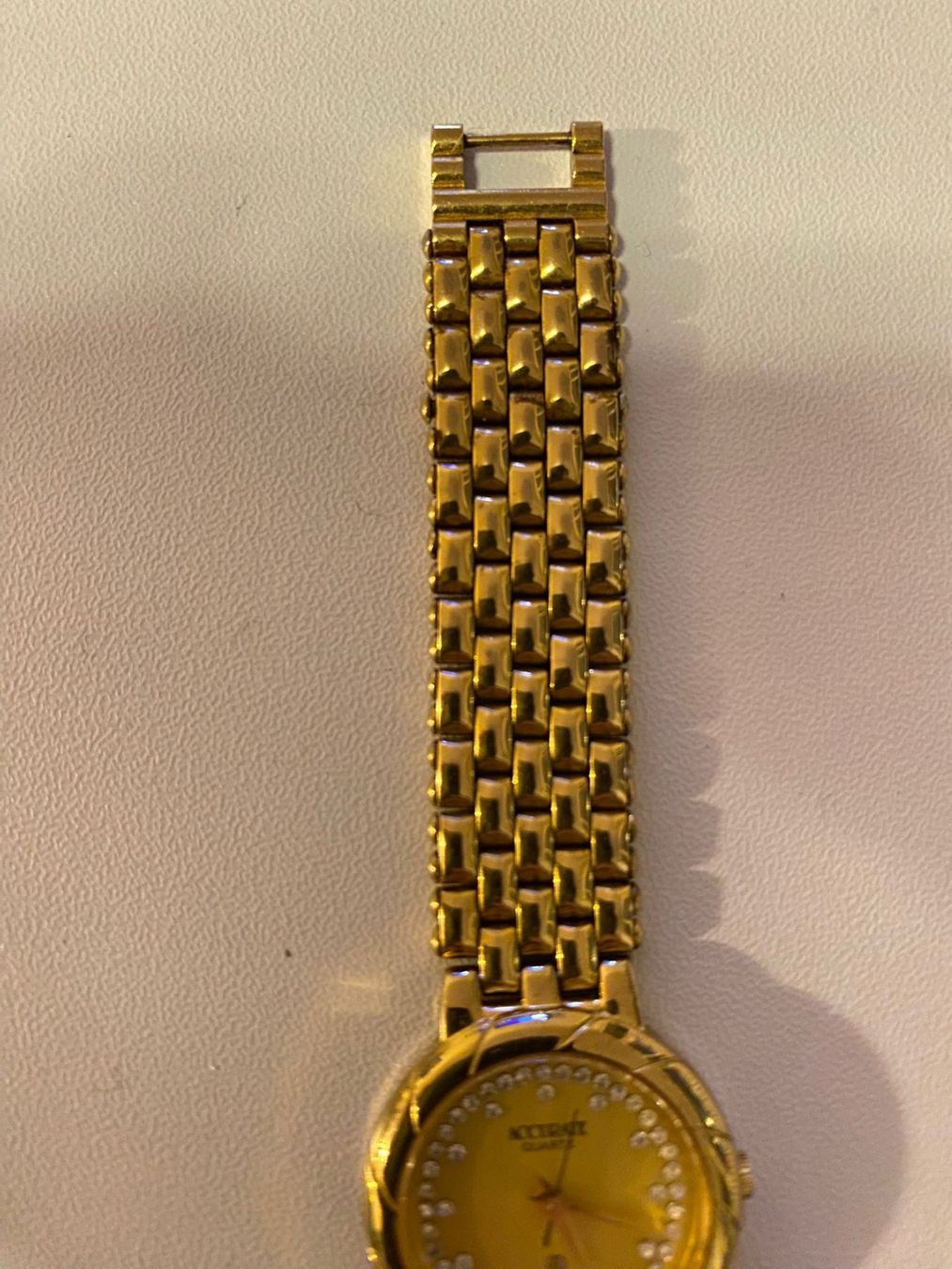 Uhren: Accurate quartz Uhr Frau – Gebraucht aus Uster von faandrei 4