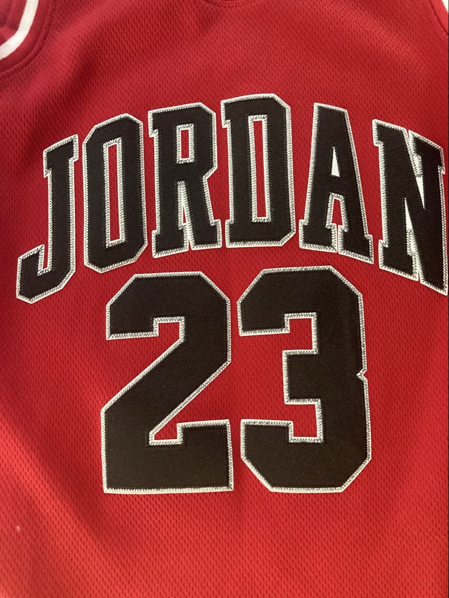 Jordan Camicie, T-shirt & Polo: Red Jordan Tanktop  – Usato da Zürich venduto da mar_yb5j