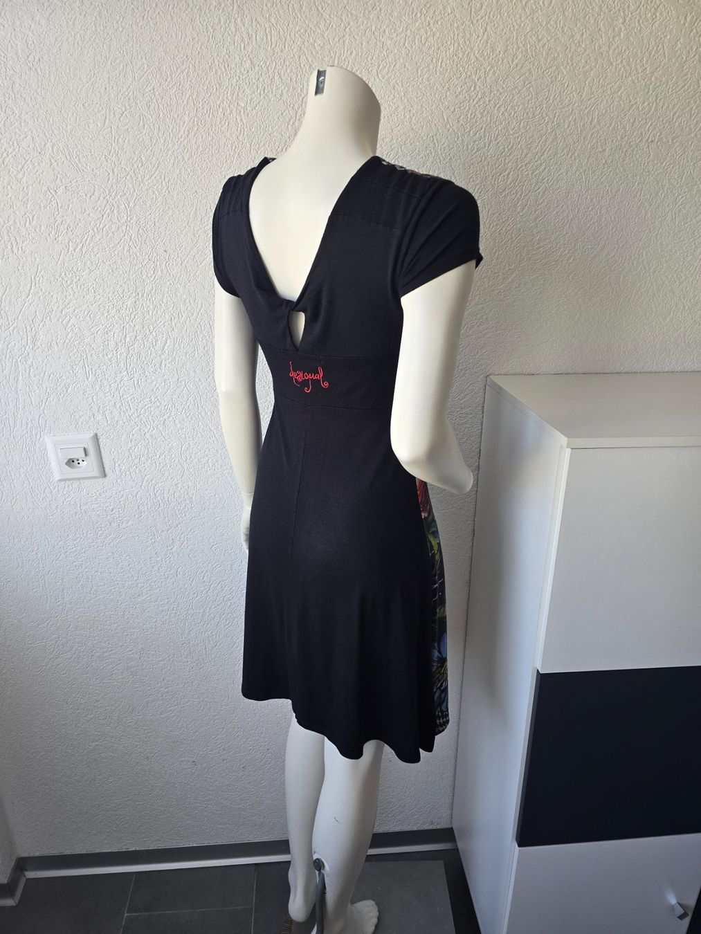 Desigual Robes: Robe Desigual.taille-S – D'occasion à Les Verrières par kitel79 6