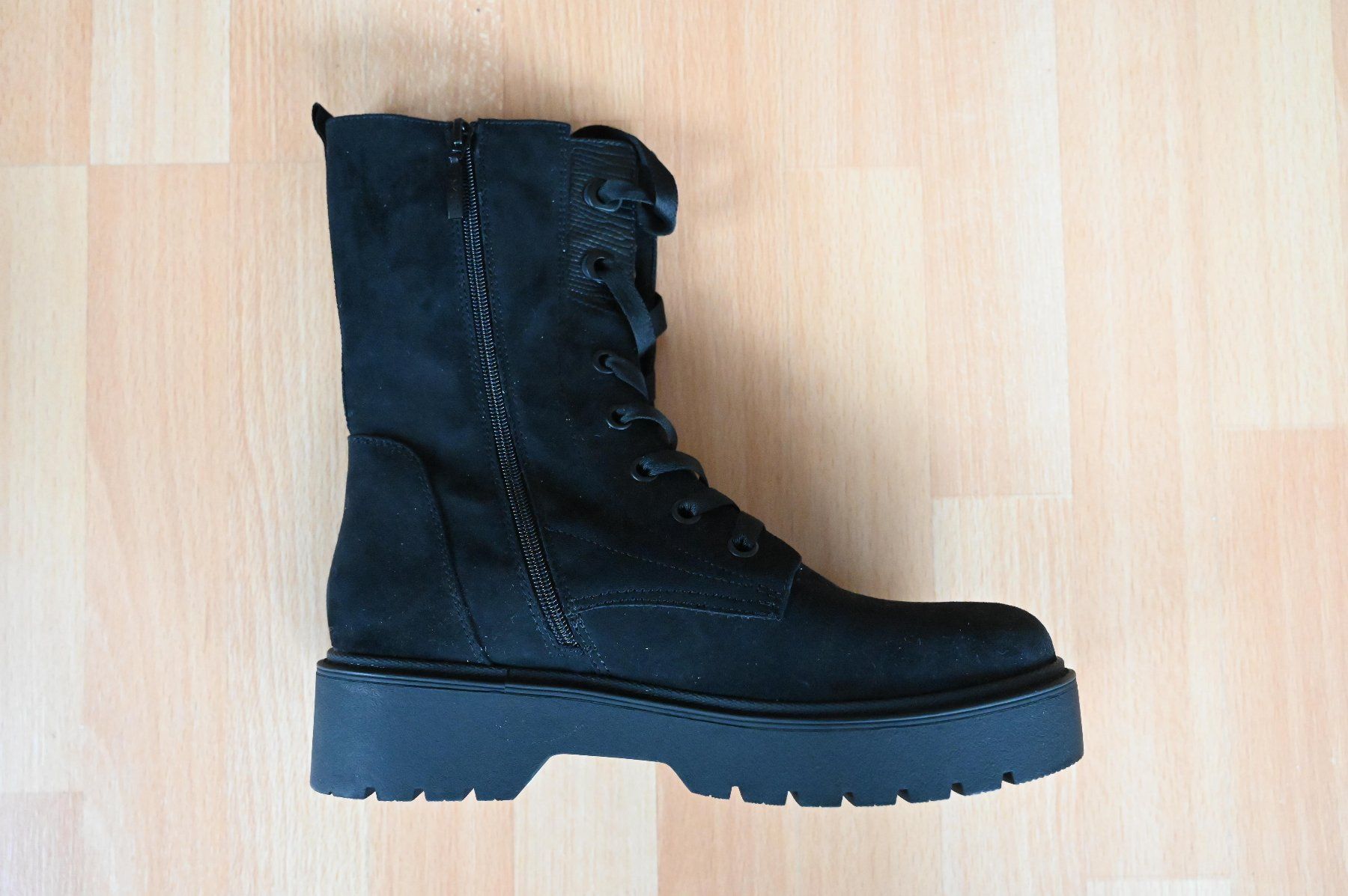 Esprit Scarpe da donna: ESPRIT schwarze Winterboots Gr. 42 – Nuovo (secondo la descrizione) da Binningen venduto da sunshine_70 1