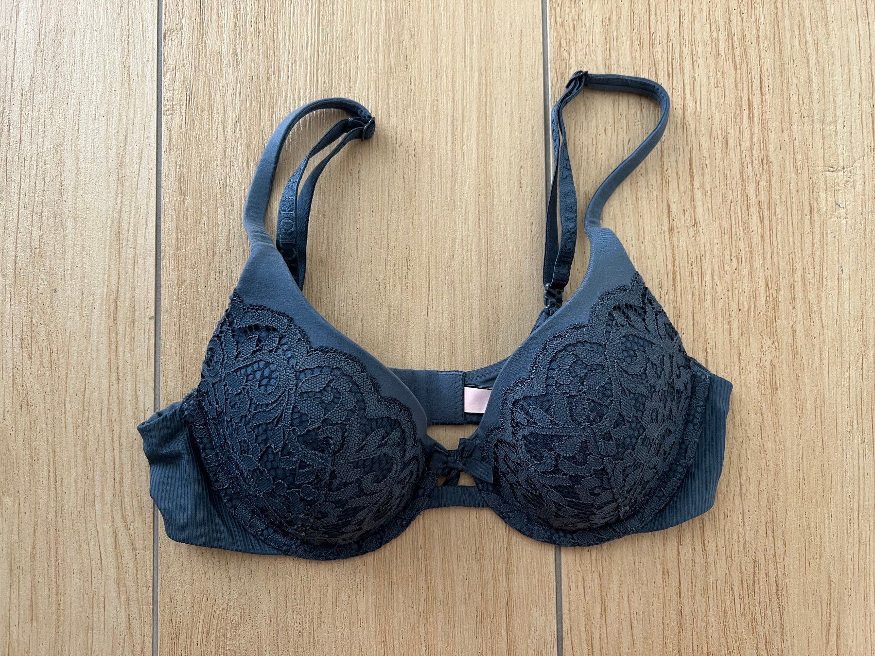 Sonstige Unterwäsche: Soutien gorge Victoria's Secret – Neu (gemäss Beschreibung) aus La conversion von Repio