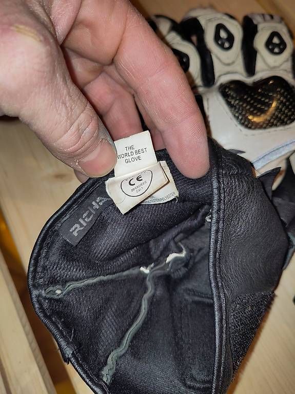 Guanti & manicotti: Motorrad Handschuhe RICHA Gr. M – Usato da Altdorf UR venduto da Dani878 4