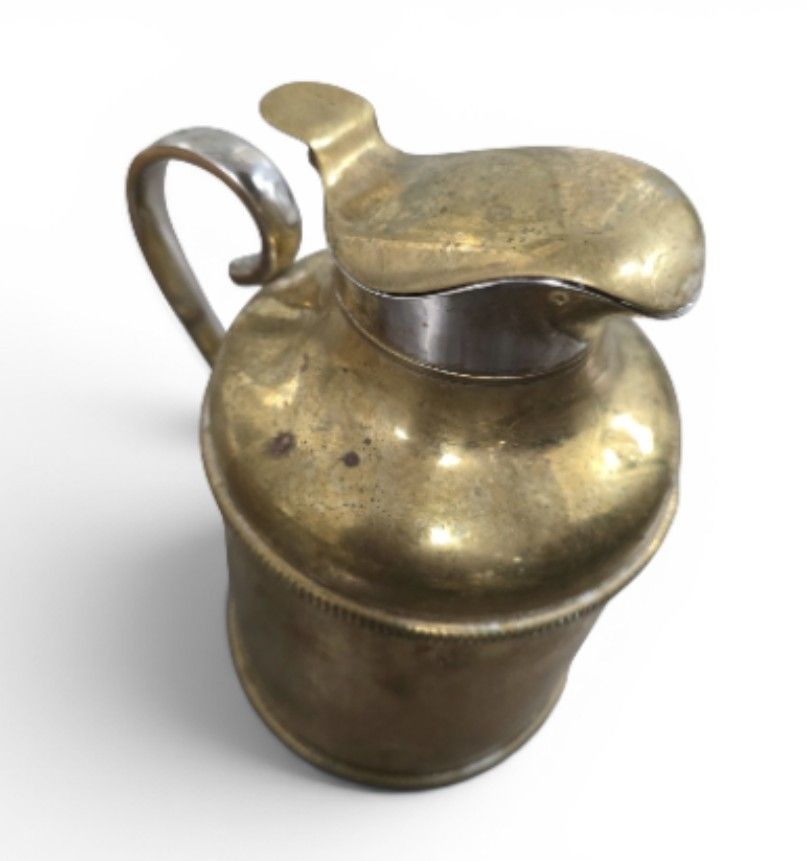 Caraffe: Termos ancien en laiton – Usato da Vernier venduto da 19pigments