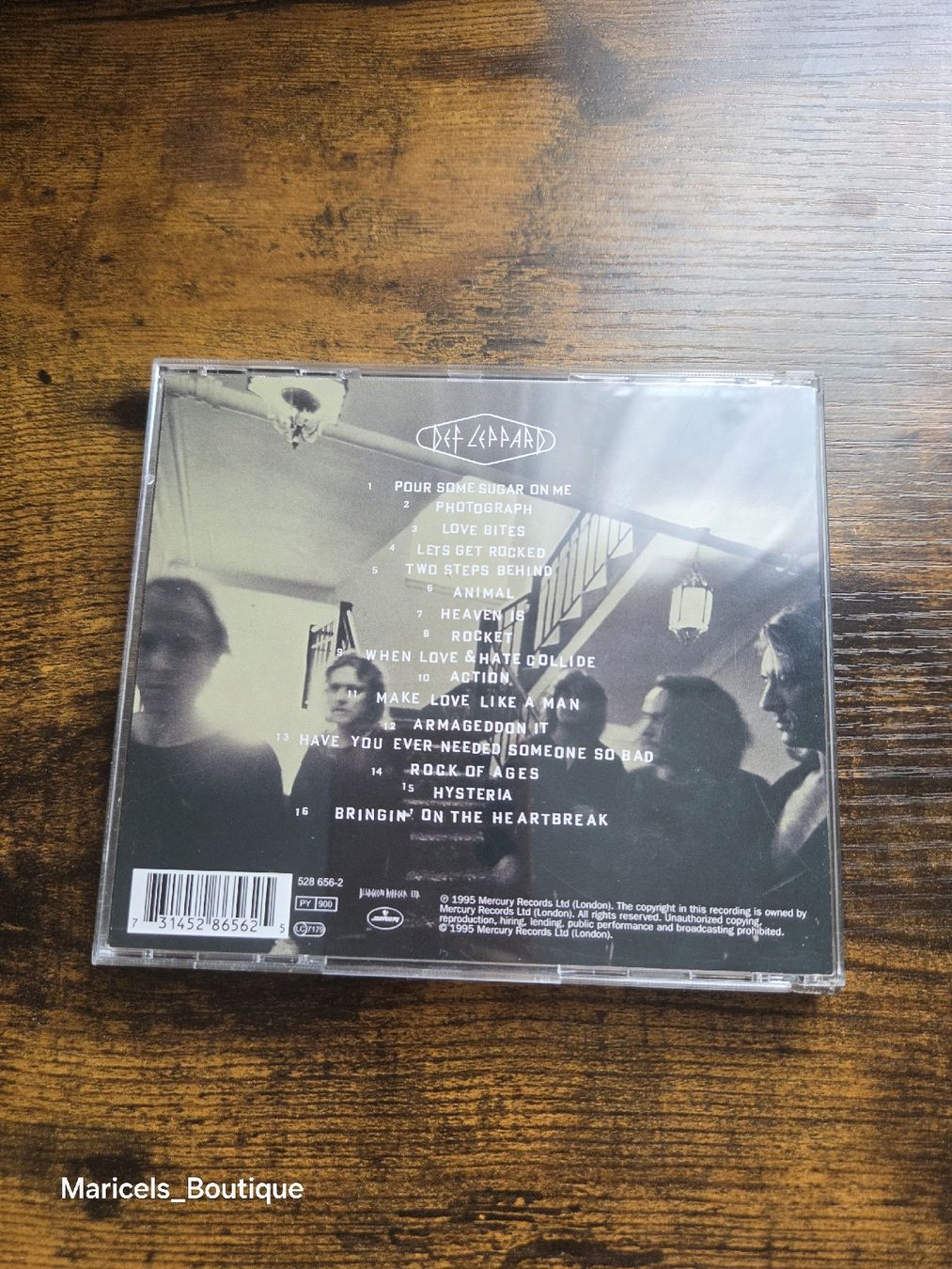 CDs: Def Leppard Vault CD 1980-1995 Good Condition – D'occasion à Winterthur par Maricels_Boutique 1