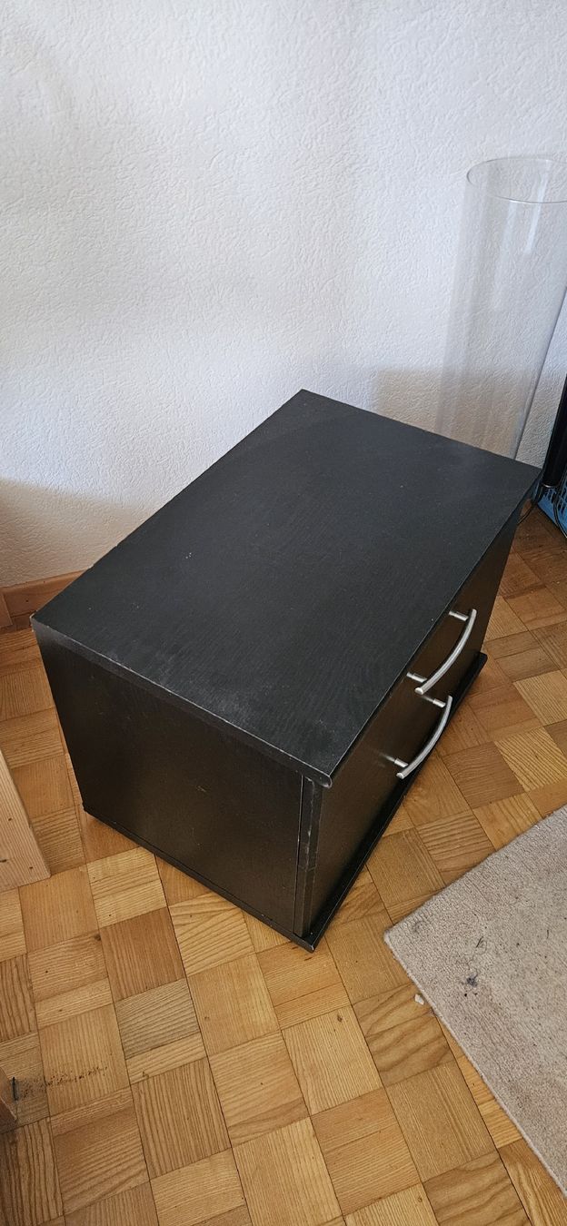 Comodini: Schubladenmöbeli, Nachttisch schwarz Holz – Usato da Belp venduto da Ginus85 2