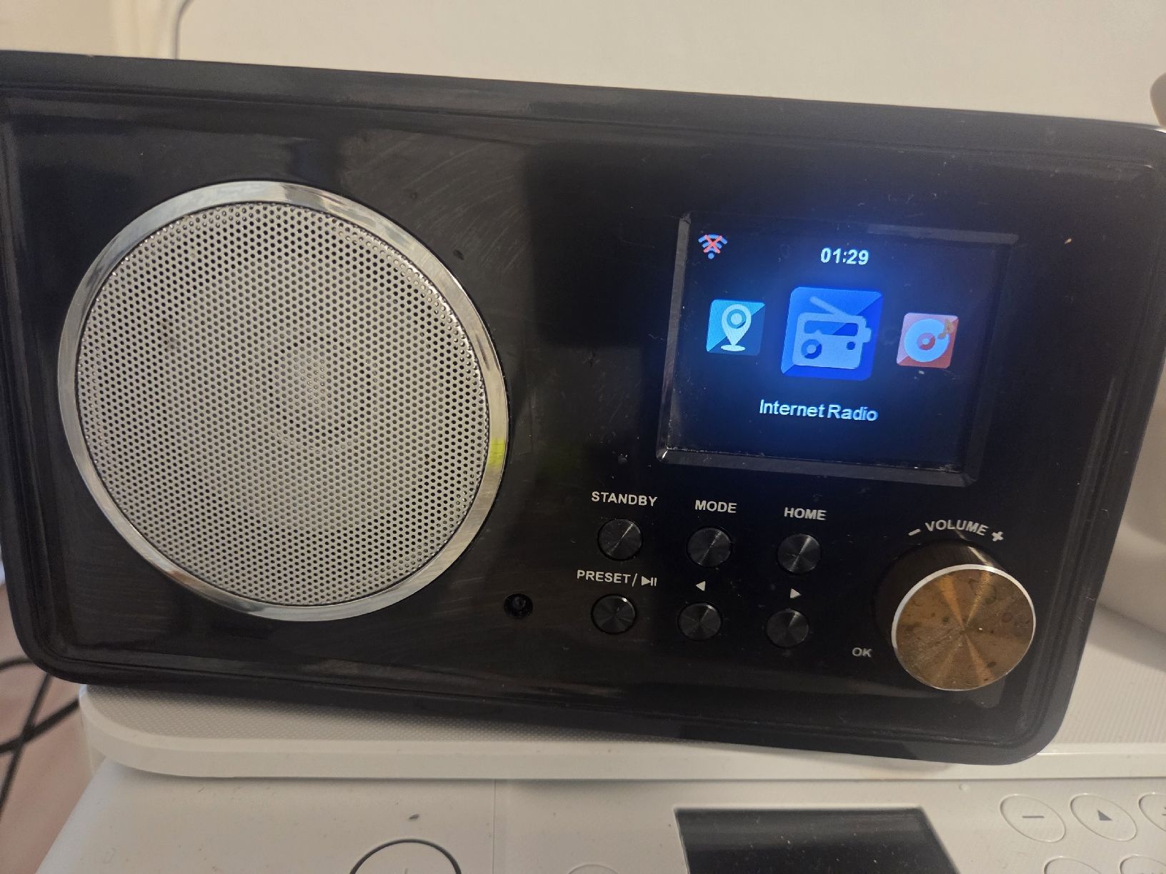 Multimediaplayer & Streamer: Internetradio mit Bluetooth, Bluetooth gut erhalten,  – Gebraucht aus Flawil von Hamdia12 1