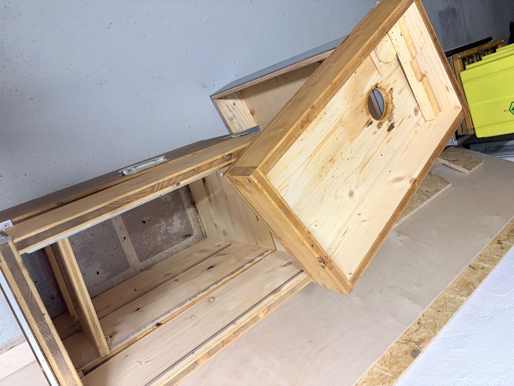 Alveari: Bienen Magazin CH-Mass, 2 Stück – Usato da Triesenberg venduto da Chefkoch20 9