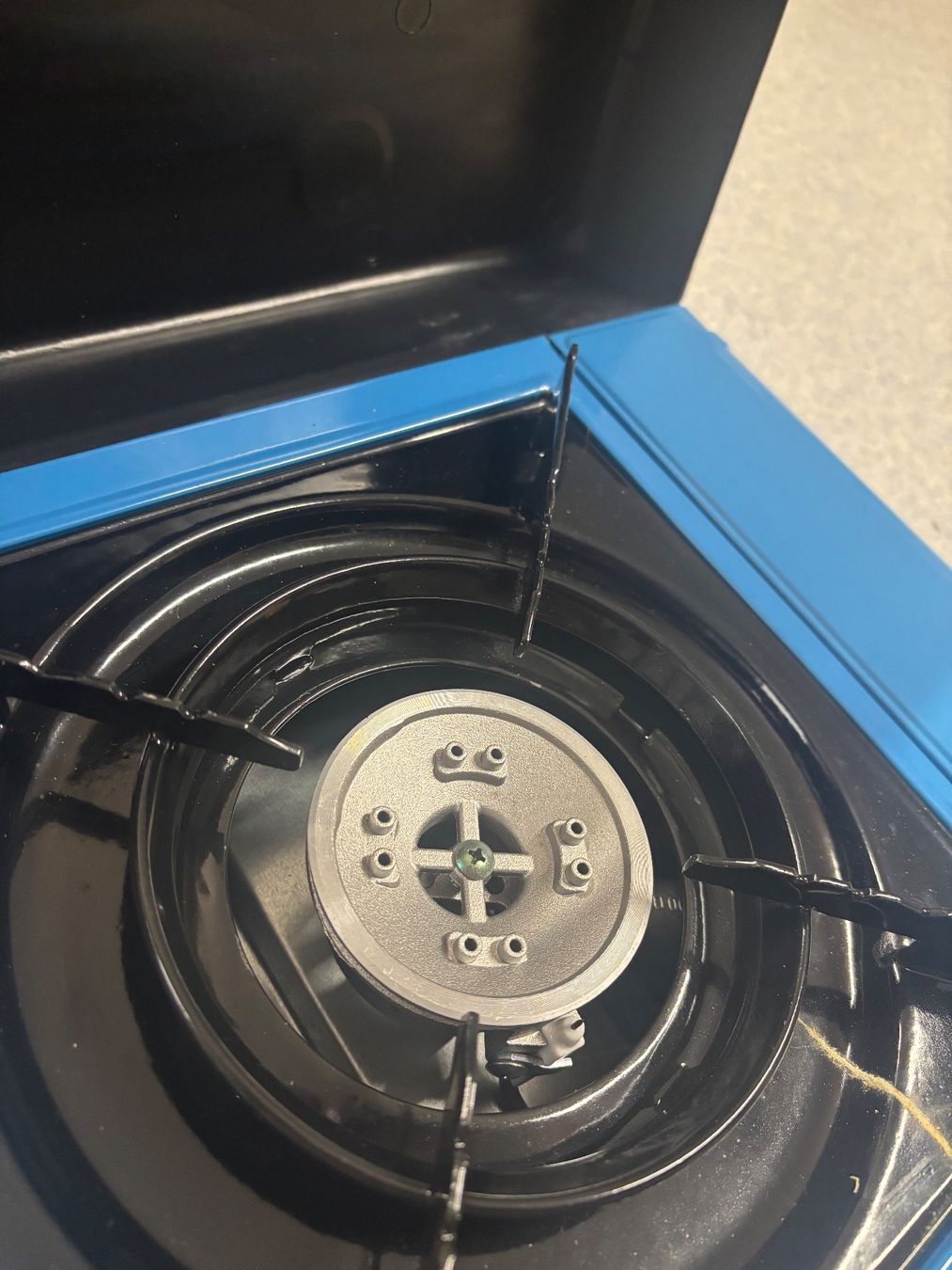 Cucine complete: Camping Gaskocher blau mit Koffer – Usato da Ueberstorf venduto da ori_98gq 2