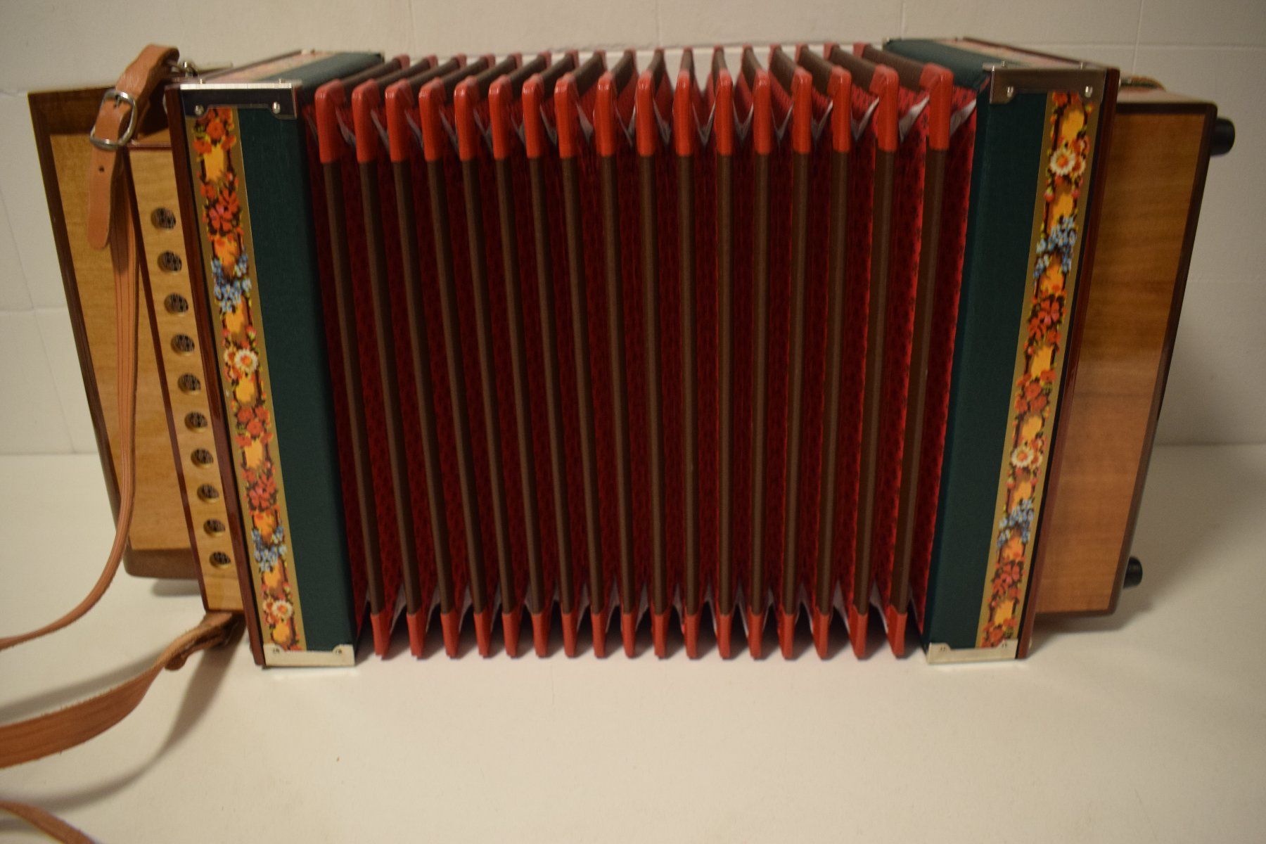 Musikinstrumente: Schwyzerörgeli Ländlerperle – Gebraucht aus Zürich von baumusik 8