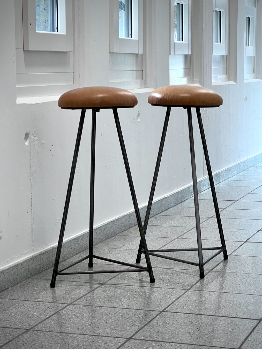 Sedie: Vintage Atelier Stühle Leder ca. 1950–70 – Usato da Männedorf venduto da MrAnderson 1