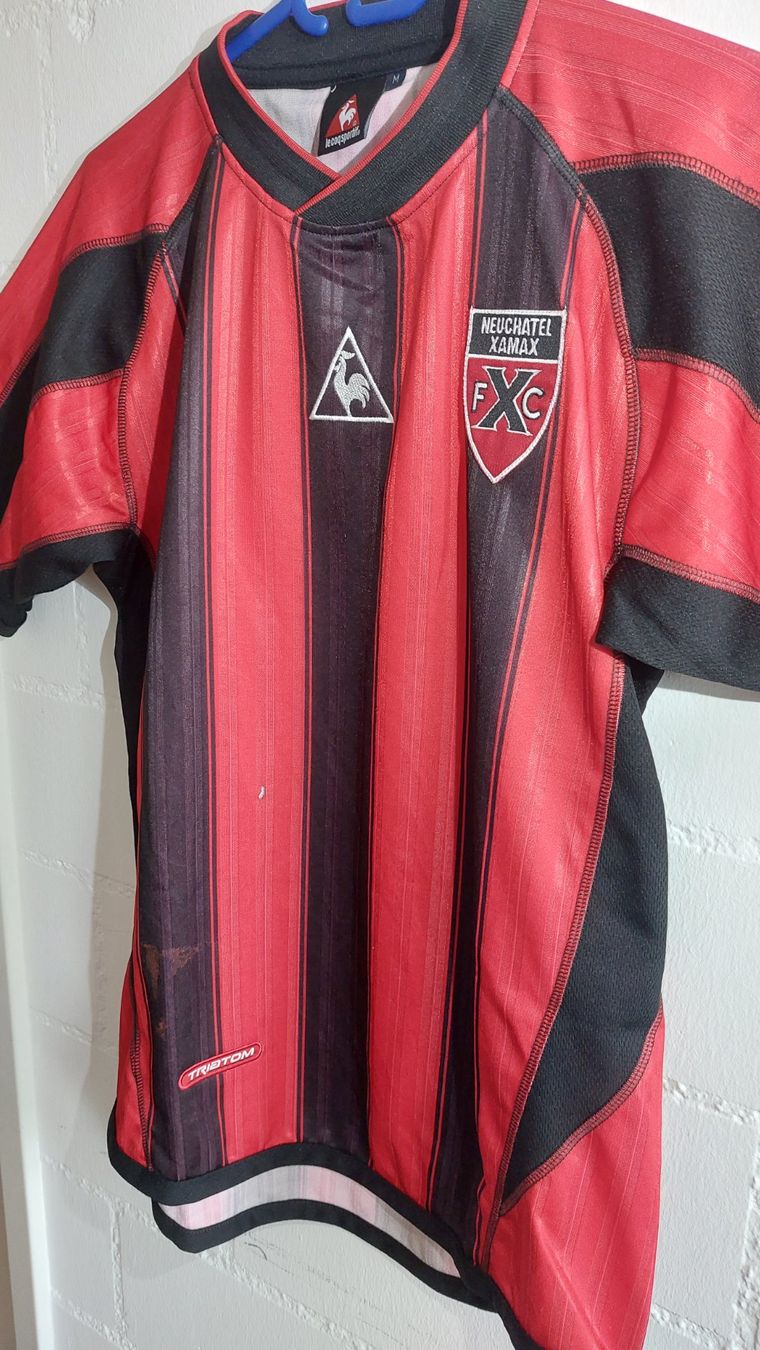 Xamax Canottiere & Pantaloni: Neuchatel Xamax Trikot 2003/04 Gr. M – Usato da Hedingen venduto da Turicun25 5